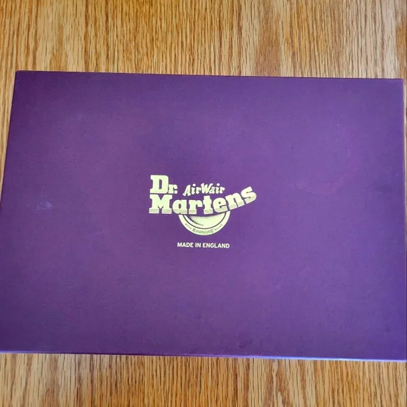 Made in England Doc Marten boots - Picture 4 of 6